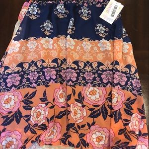 NWT Lularoe Lola Skirt - size small